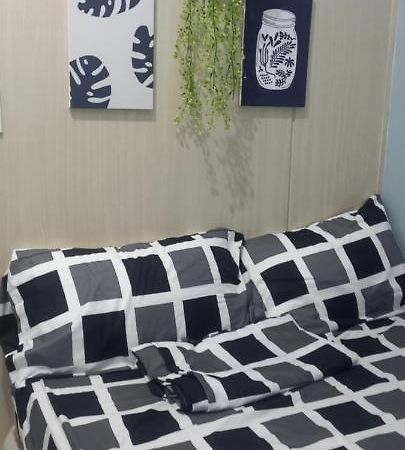 Smdc Jazz Mall 2 Combine Unit With 3 Br マカティ エクステリア 写真